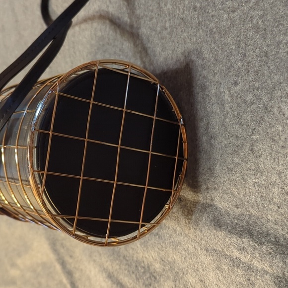 Zara Metal Basket Black Vegan Leather Bucket Bag - Picture 3 of 4